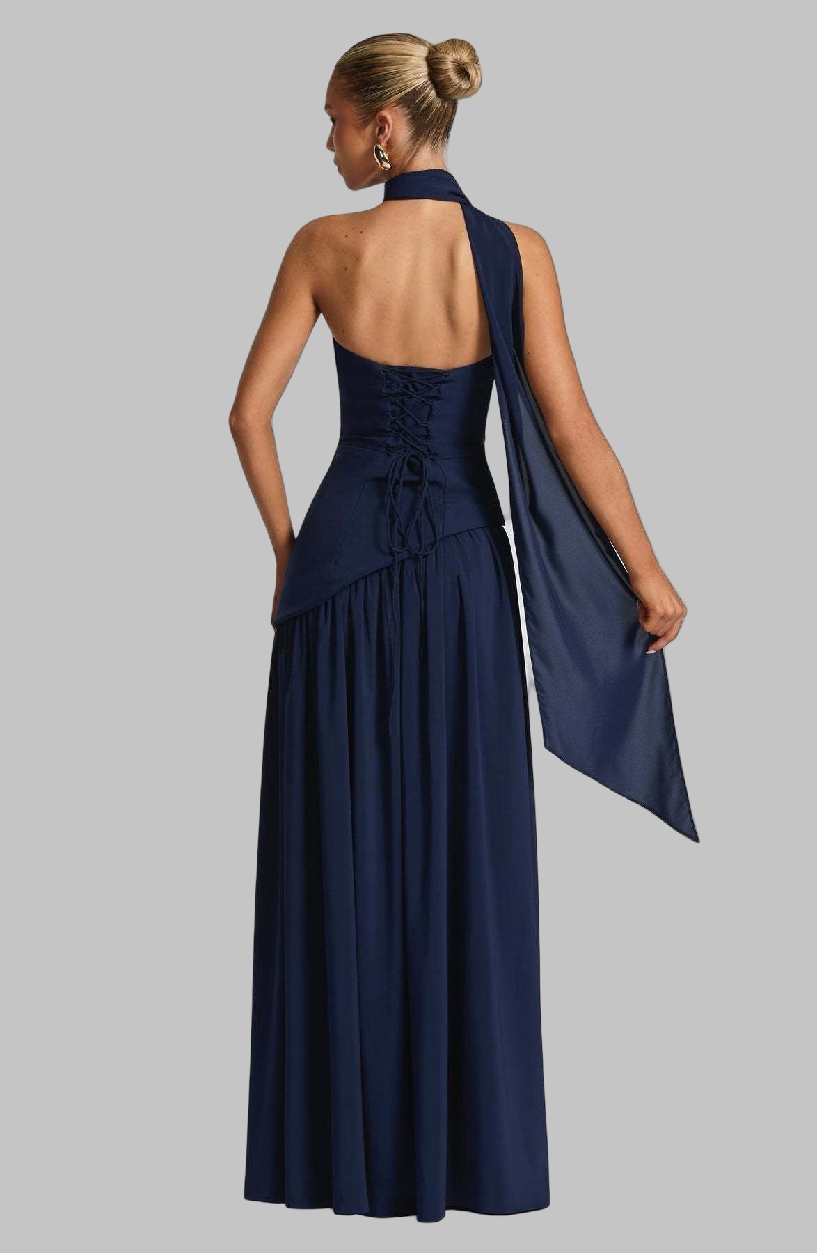 Beatričė – Elegantiška ilga suknelė