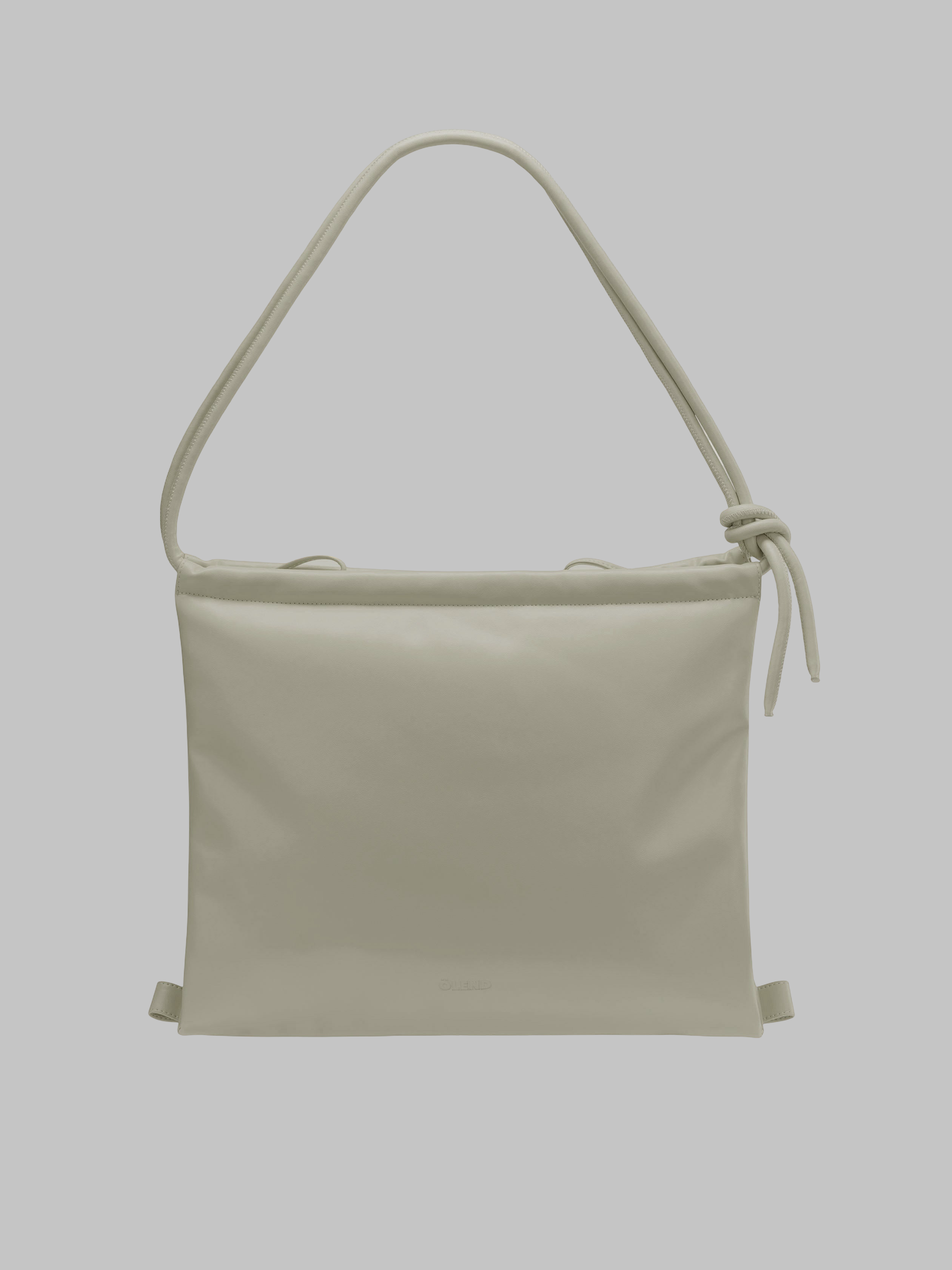 Folded | Daugiafunkcė veganiškos odos rankinė – nuotrauka Nr. 36
